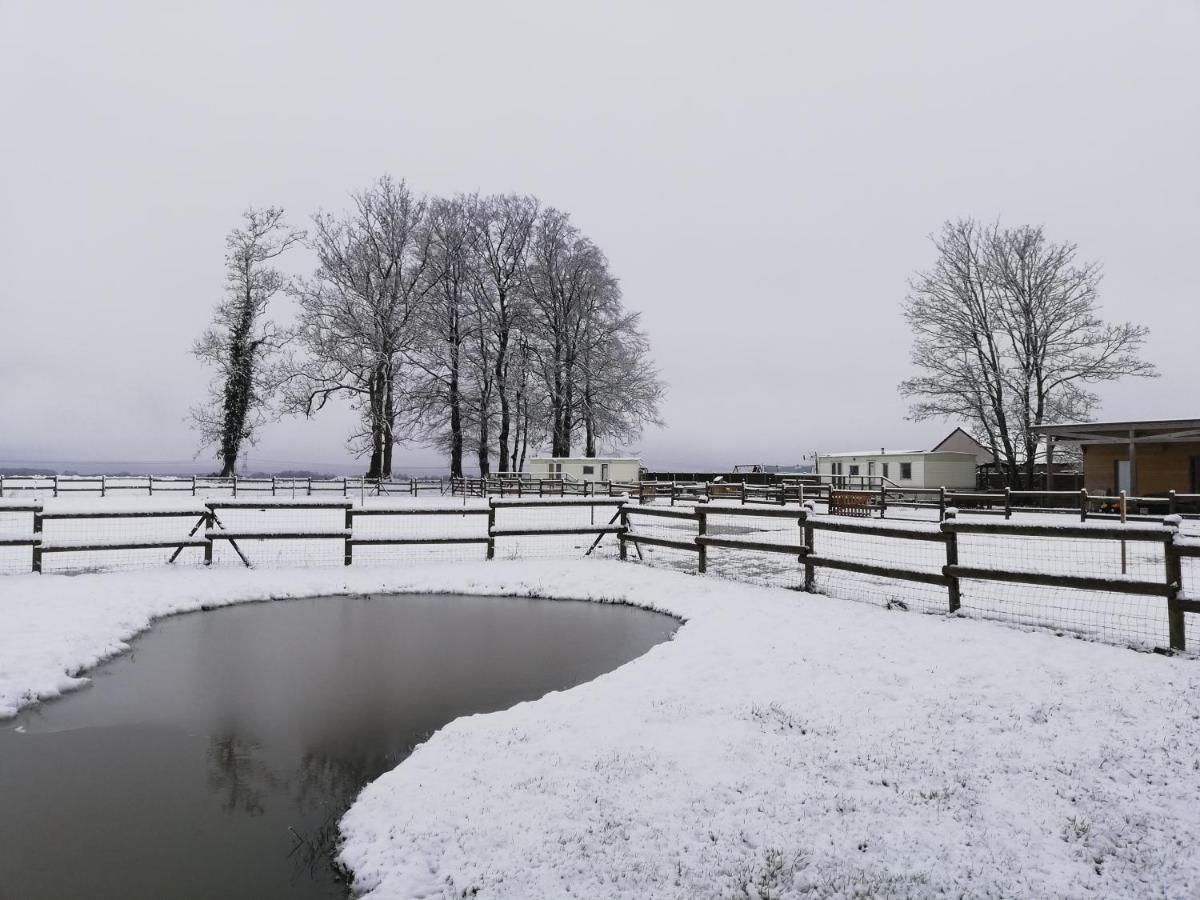 Pulilane Hotel Le Torp-Mesnil Bagian luar foto